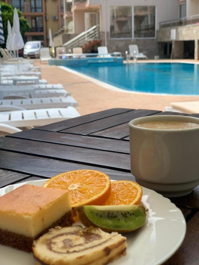 Tropics Hotel Sveti Vlas Eksteriør billede