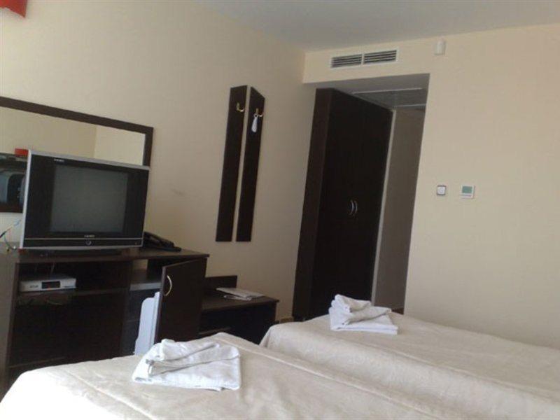 Tropics Hotel Sveti Vlas Eksteriør billede