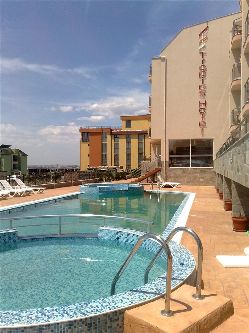 Tropics Hotel Sveti Vlas Eksteriør billede