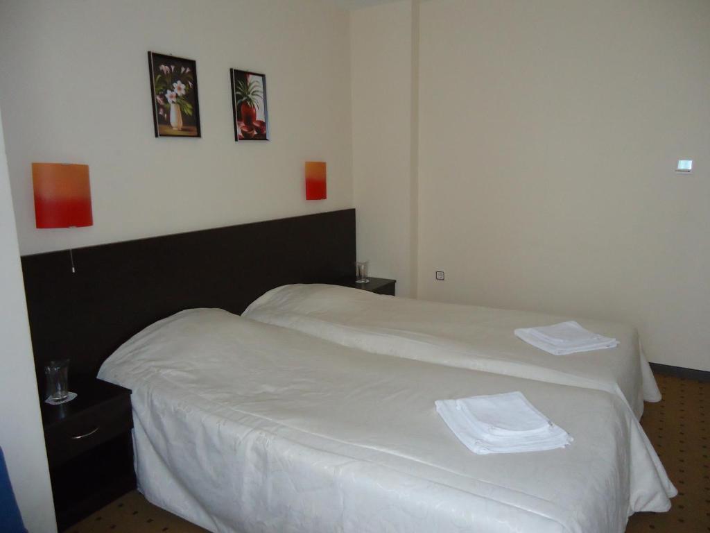 Tropics Hotel Sveti Vlas Værelse billede