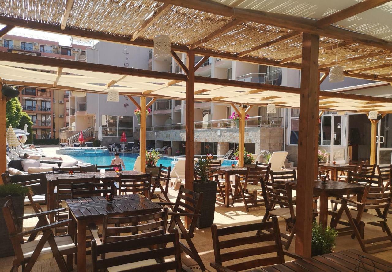 Tropics Hotel Sveti Vlas Eksteriør billede