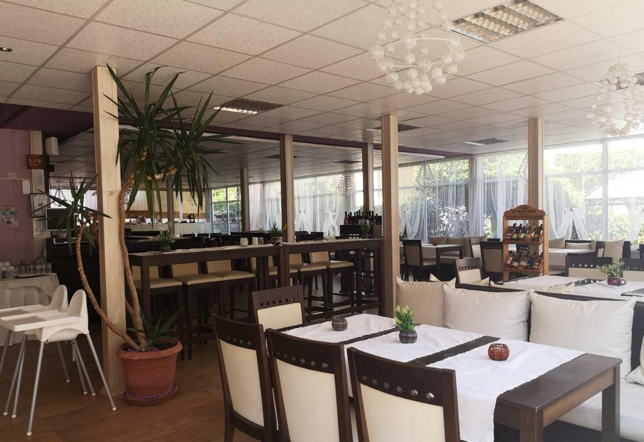 Tropics Hotel Sveti Vlas Eksteriør billede