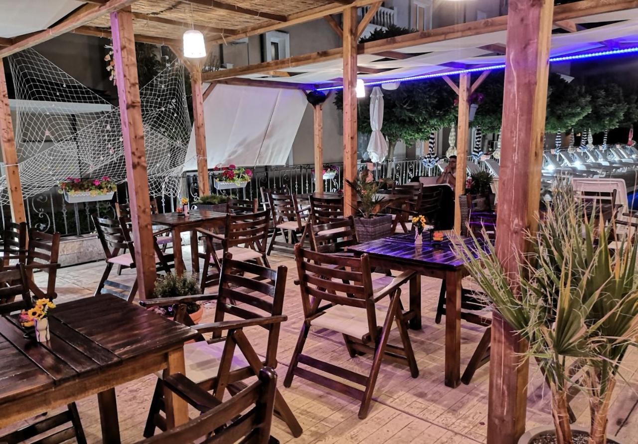 Tropics Hotel Sveti Vlas Eksteriør billede